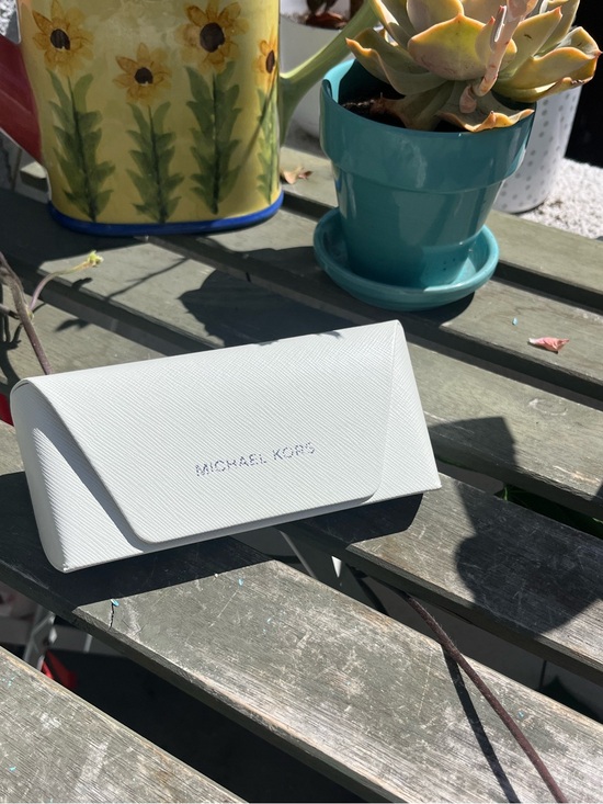 Michael Kors Accessories - Michael Kors - NWT White Textured Sunglasses Case